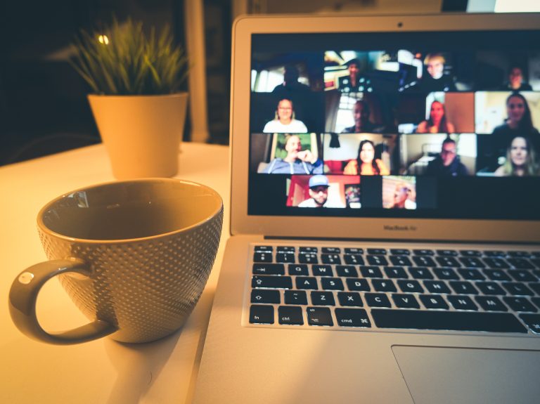 How to Blur Background on Zoom